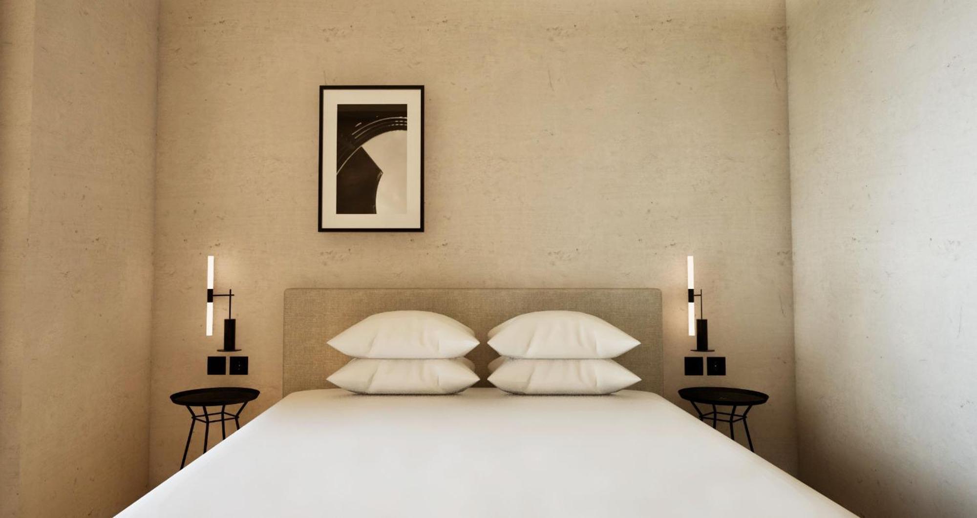 Aiora Hotel