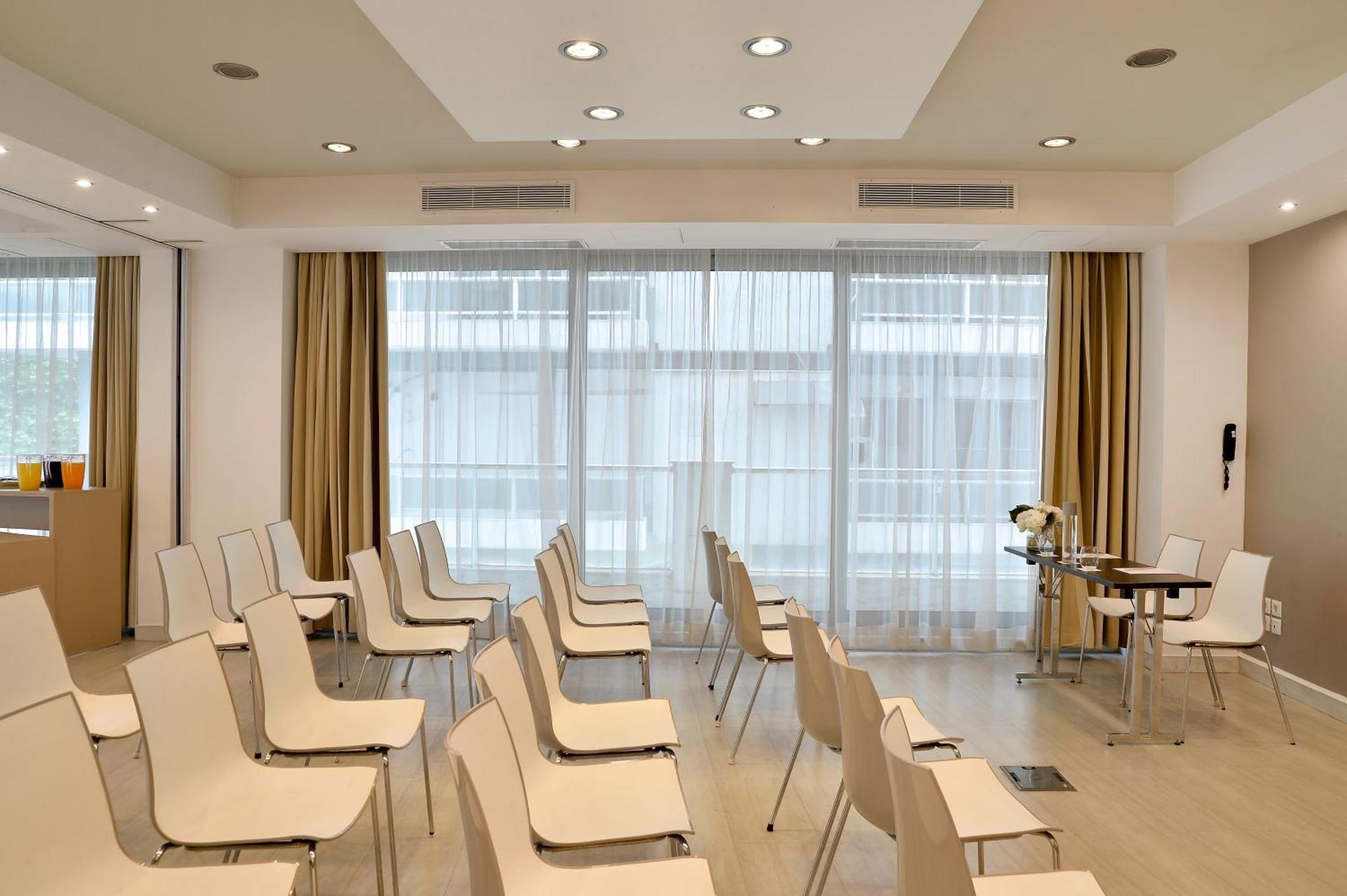 Airotel Galaxy Hotel 4*