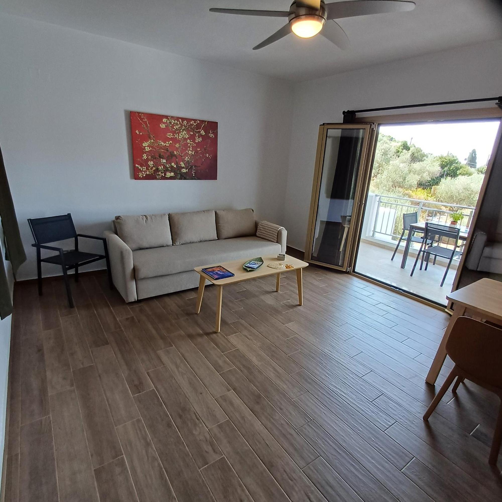Lagoterra Apartment *