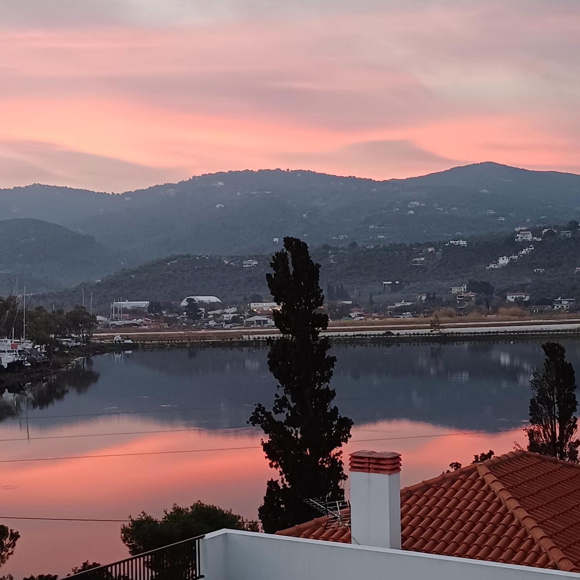 Lagoterra Skiathos Town