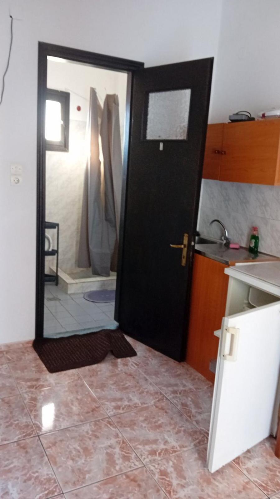 Apartment Kostas - ενοικιαζόμενα με κουζινάκι Myrina
