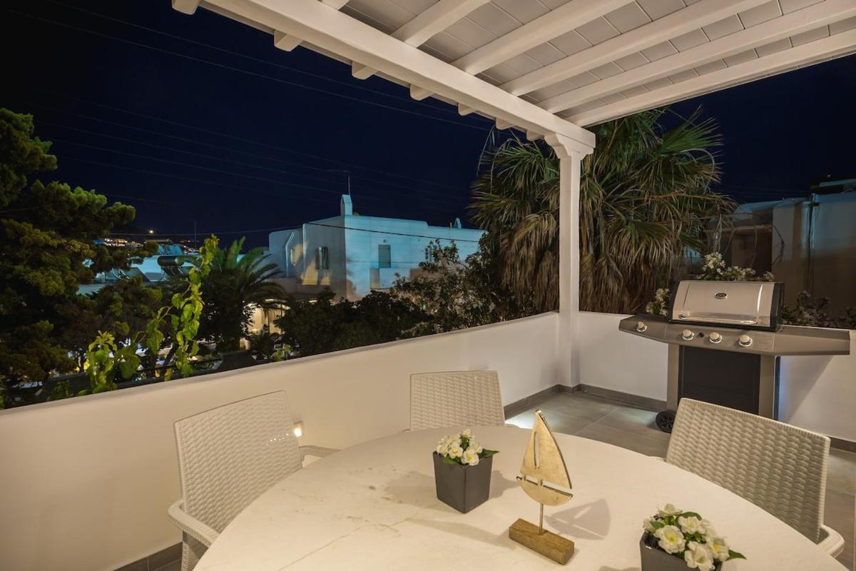 Iliana 1 & 2 W Shared Pool, Ornos, Mykonos