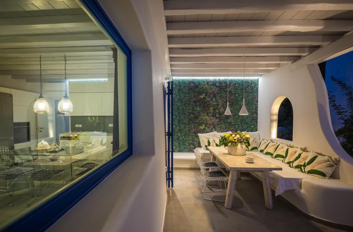 Iliana 1 & 2 W Shared Pool, Ornos, Mykonos * Ornos (Mykonos)