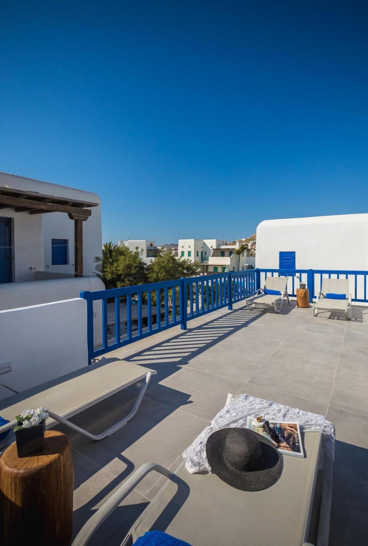 Iliana 1 & 2 W Shared Pool, Ornos, Mykonos Villa *