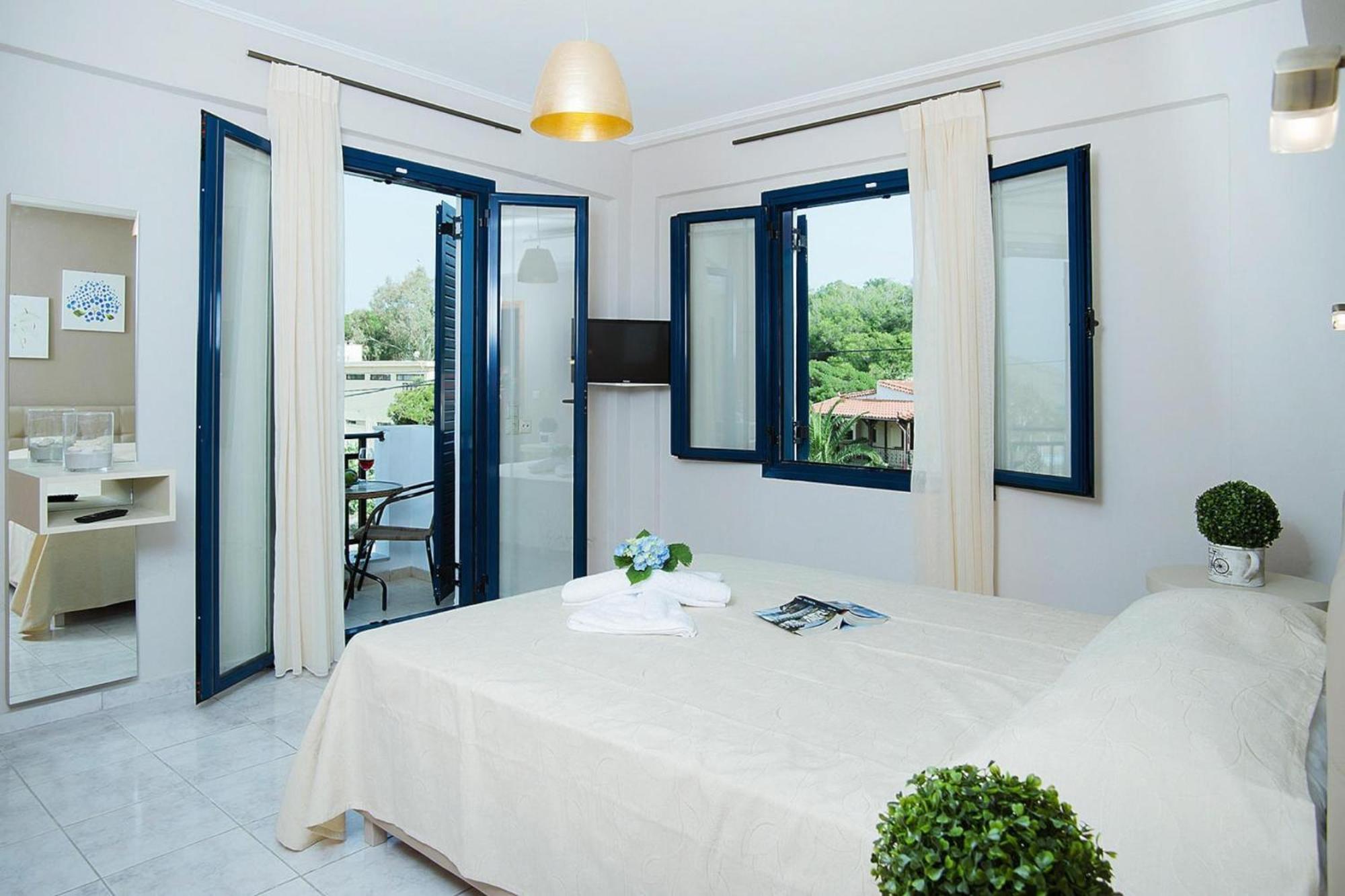 Cottage, Panormo Panormos (Crete)