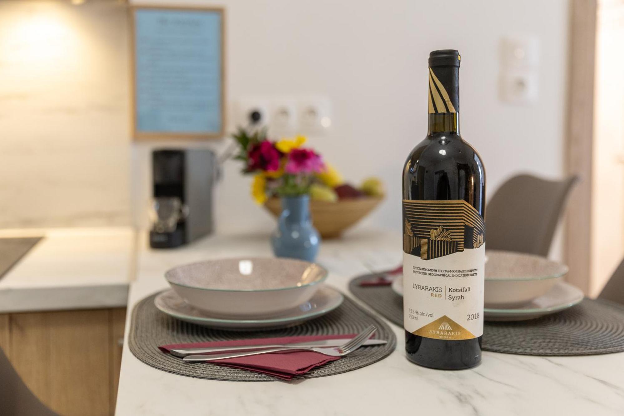 Omalia Apartment