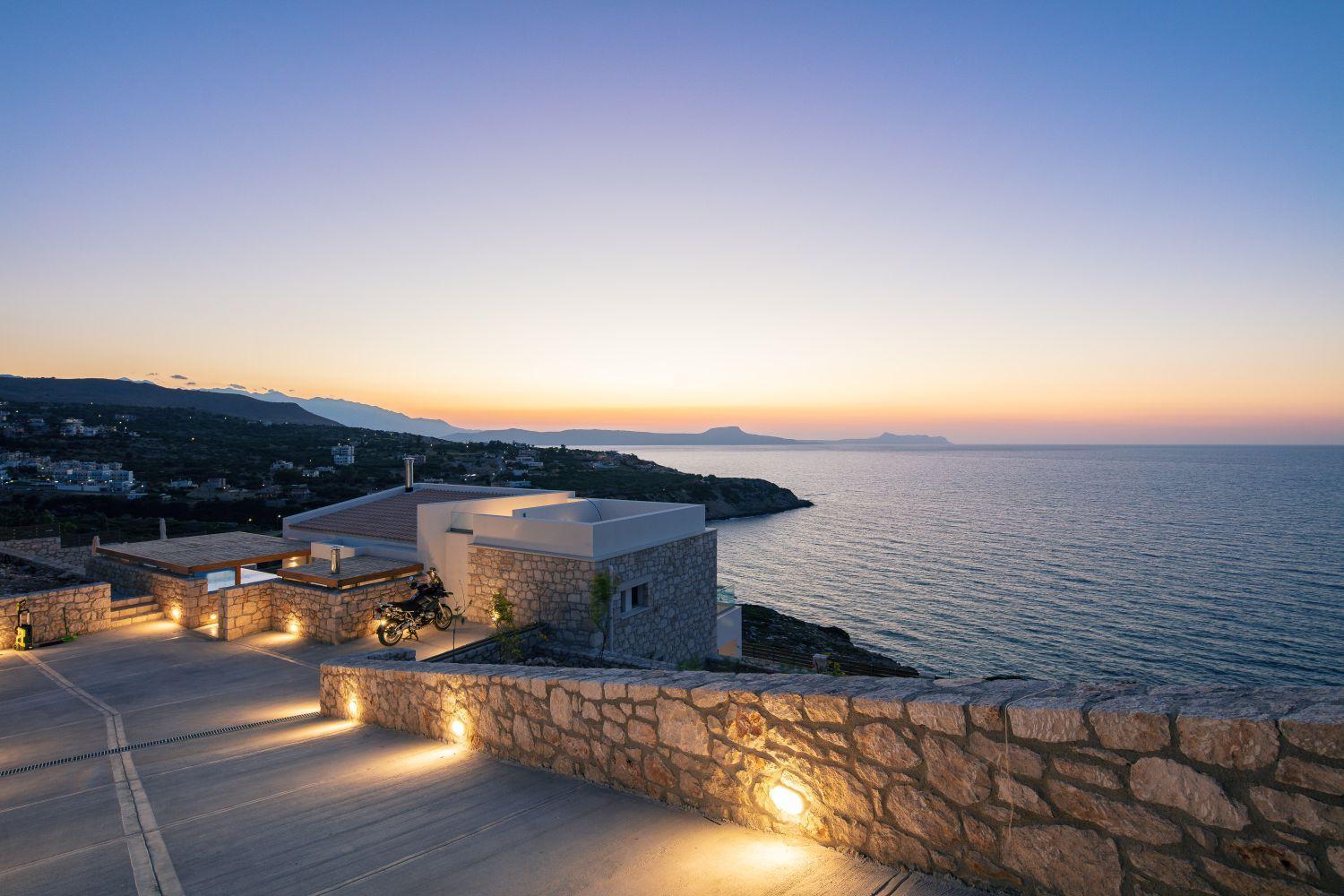 Villa Balance