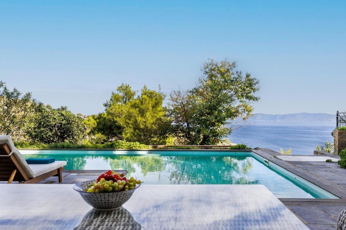 Elissaios-brand New Renovated Pool Villa *