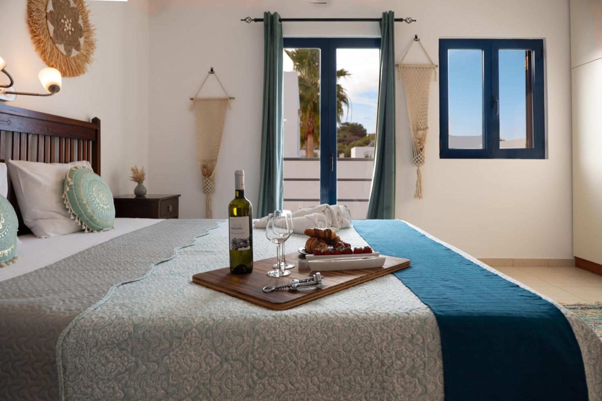 Lira Pure Serenity & Sea Views 3br Villa *