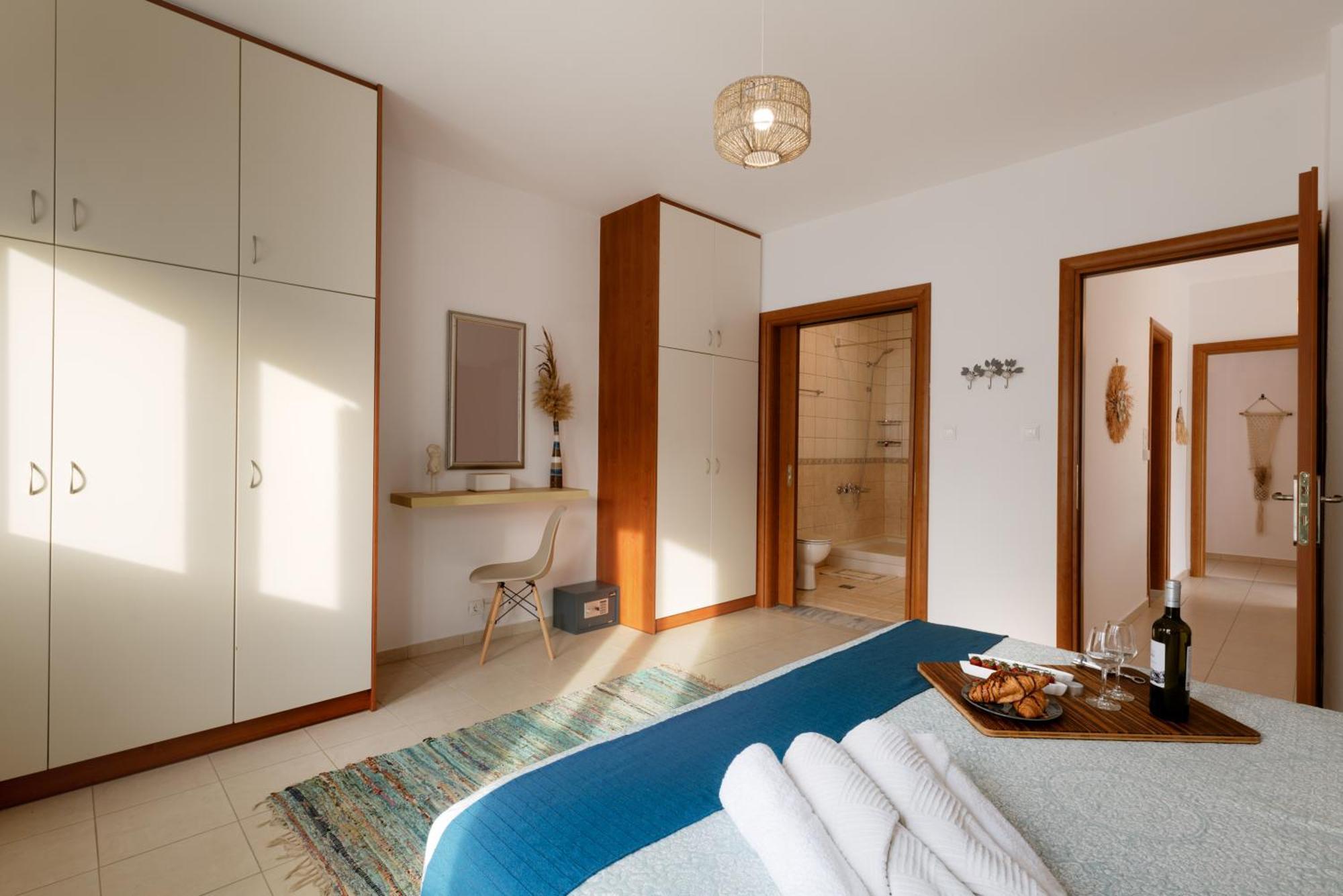 Villa Lira Pure Serenity & Sea Views 3br