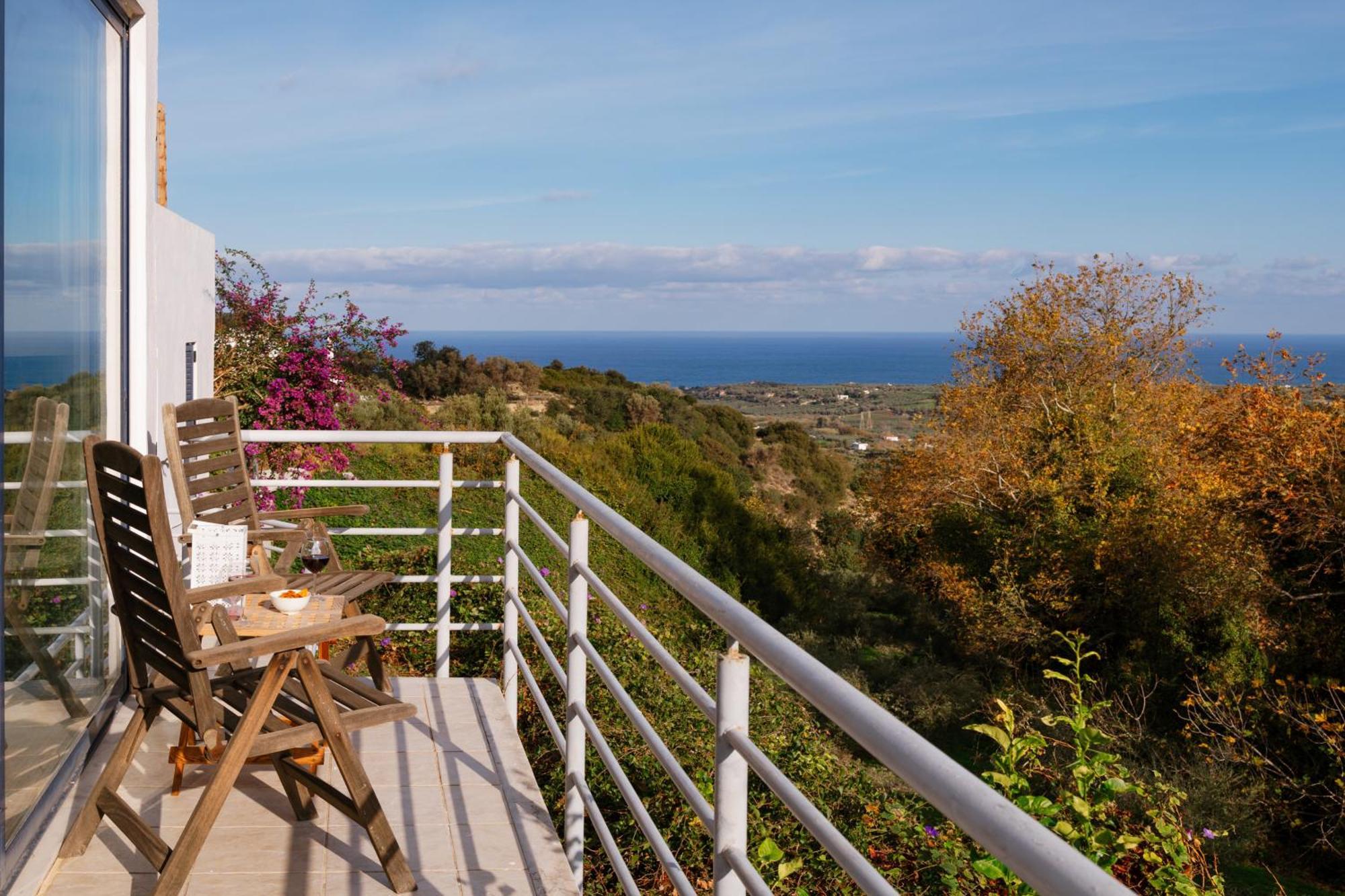 Villa Lira Pure Serenity & Sea Views 3br Rethymno (Crete)