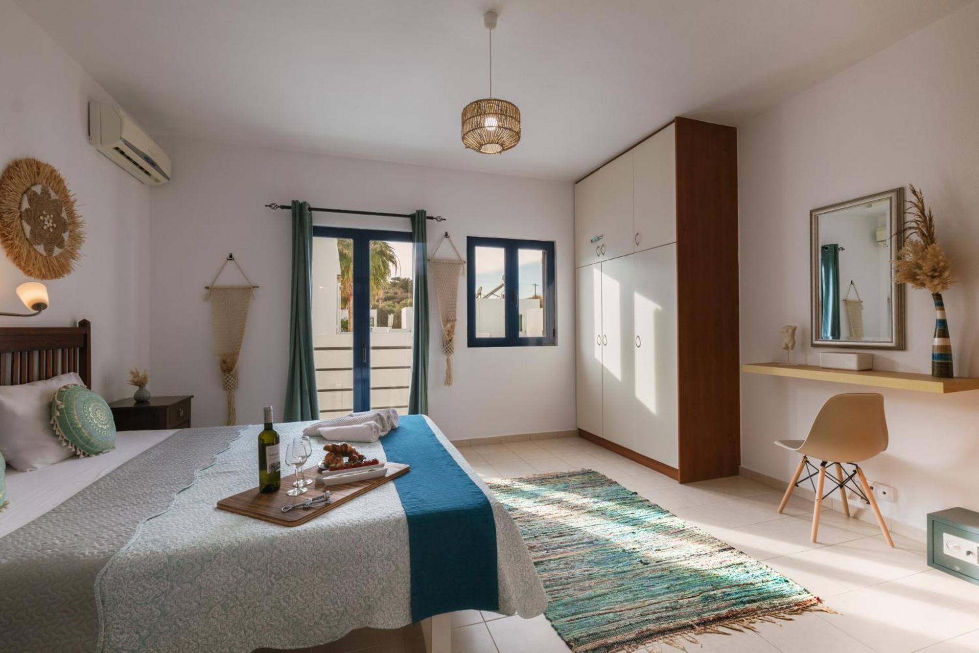 Villa Lira Pure Serenity & Sea Views 3br Rethymno (Crete)