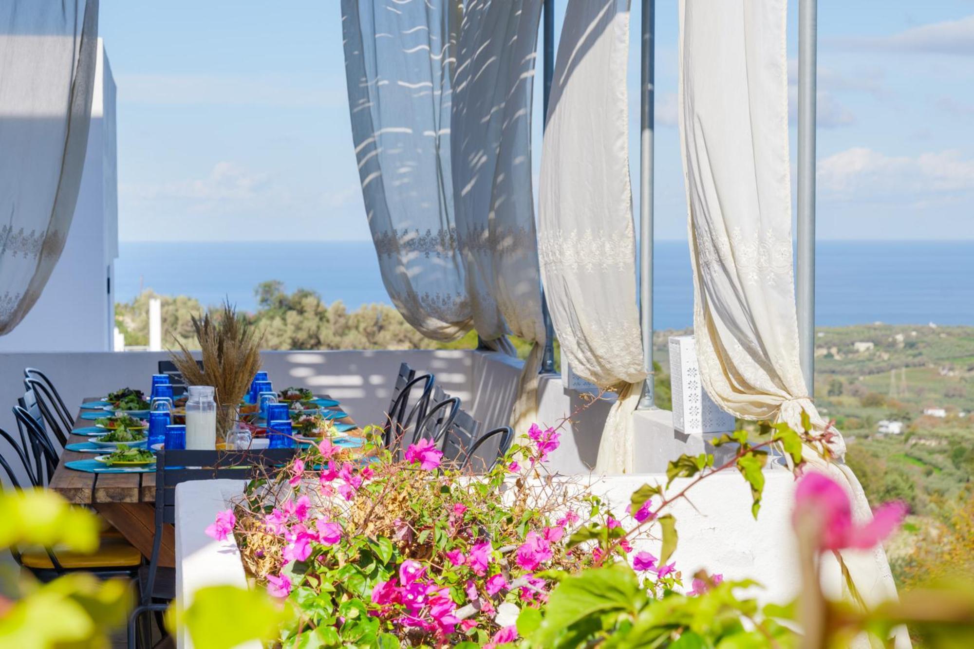 Lira Pure Serenity & Sea Views 3br Villa *