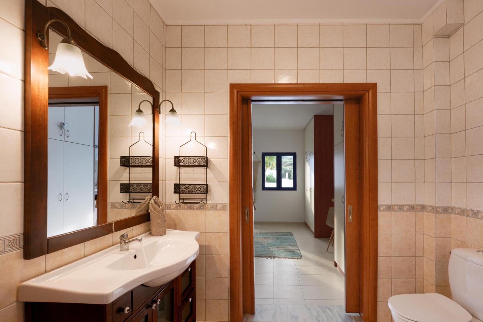 Lira Pure Serenity & Sea Views 3br Villa