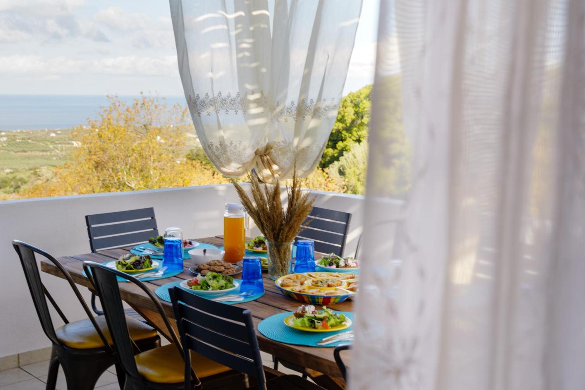 Villa Lira Pure Serenity & Sea Views 3br