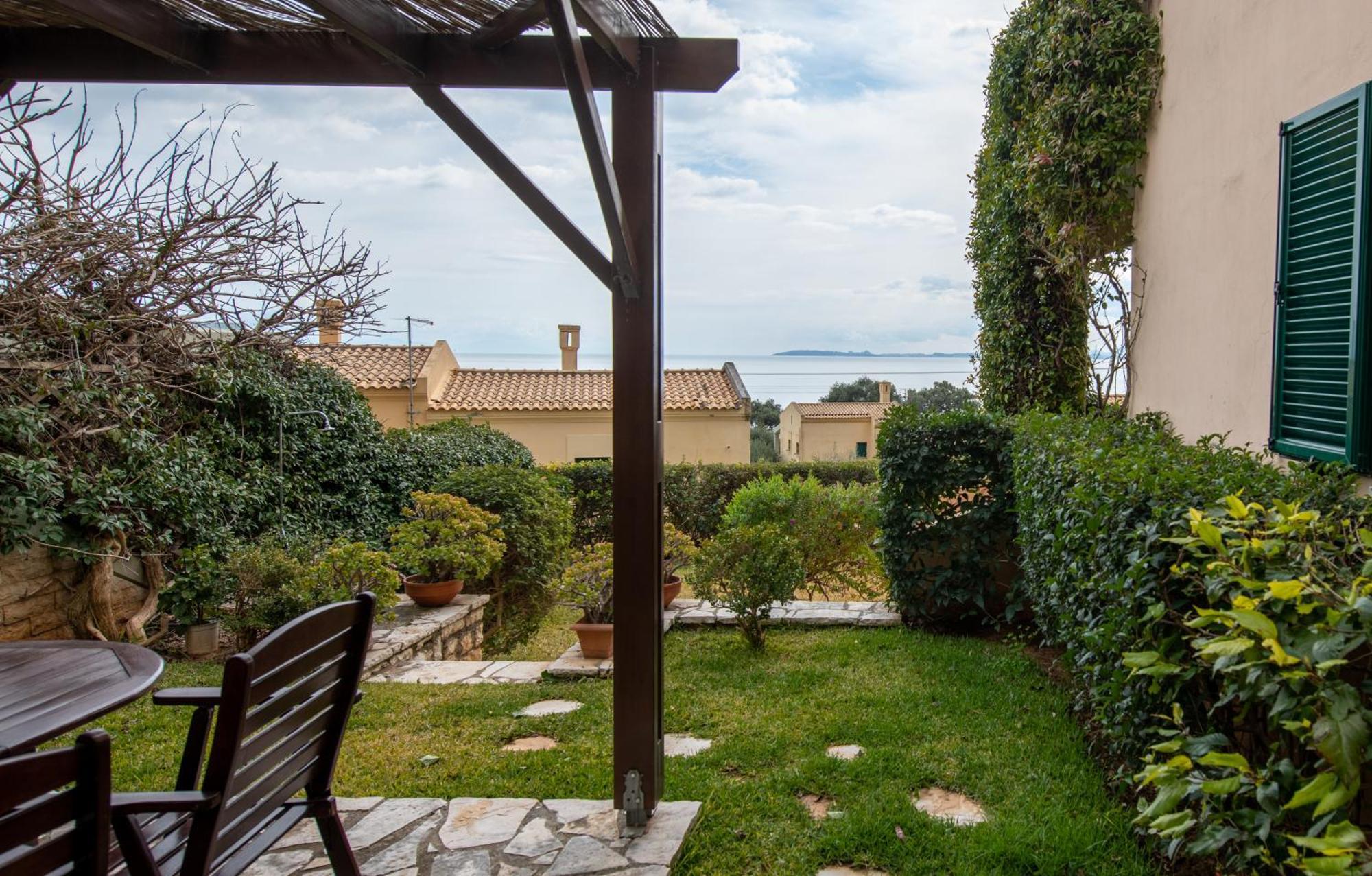 Apartment Angela's Garden Sea View Barbati