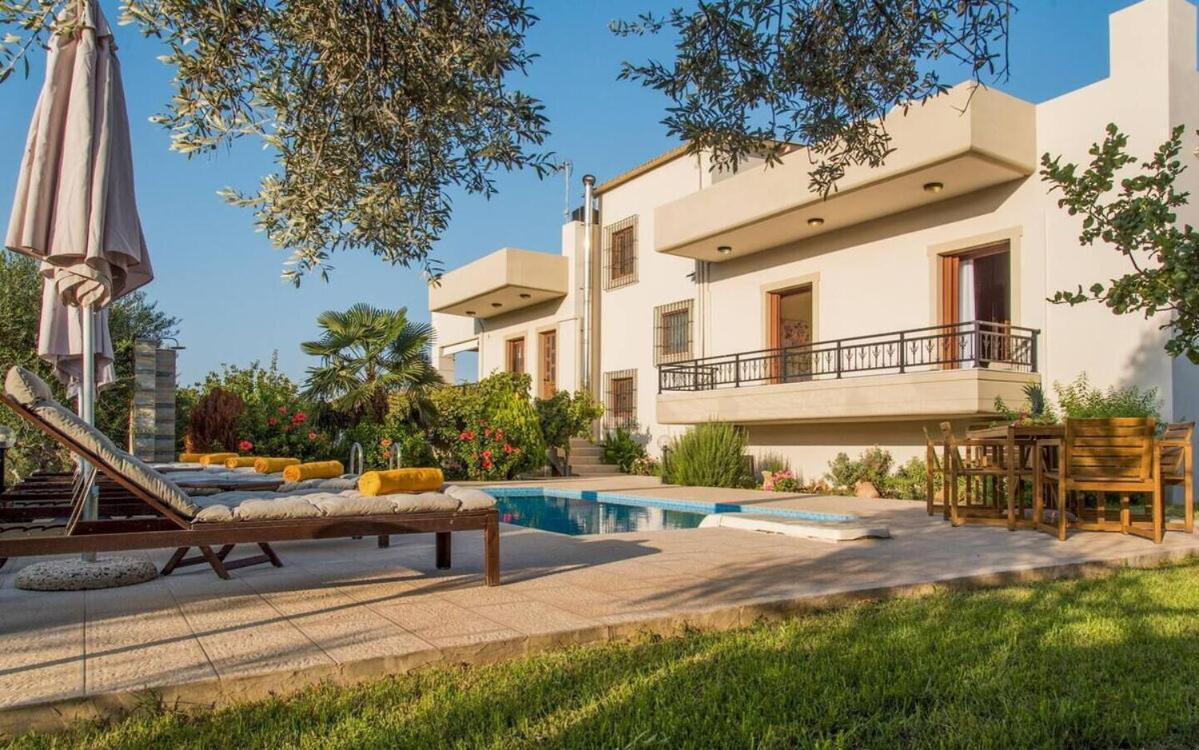 Villa Aetheria By Posarellivillas
