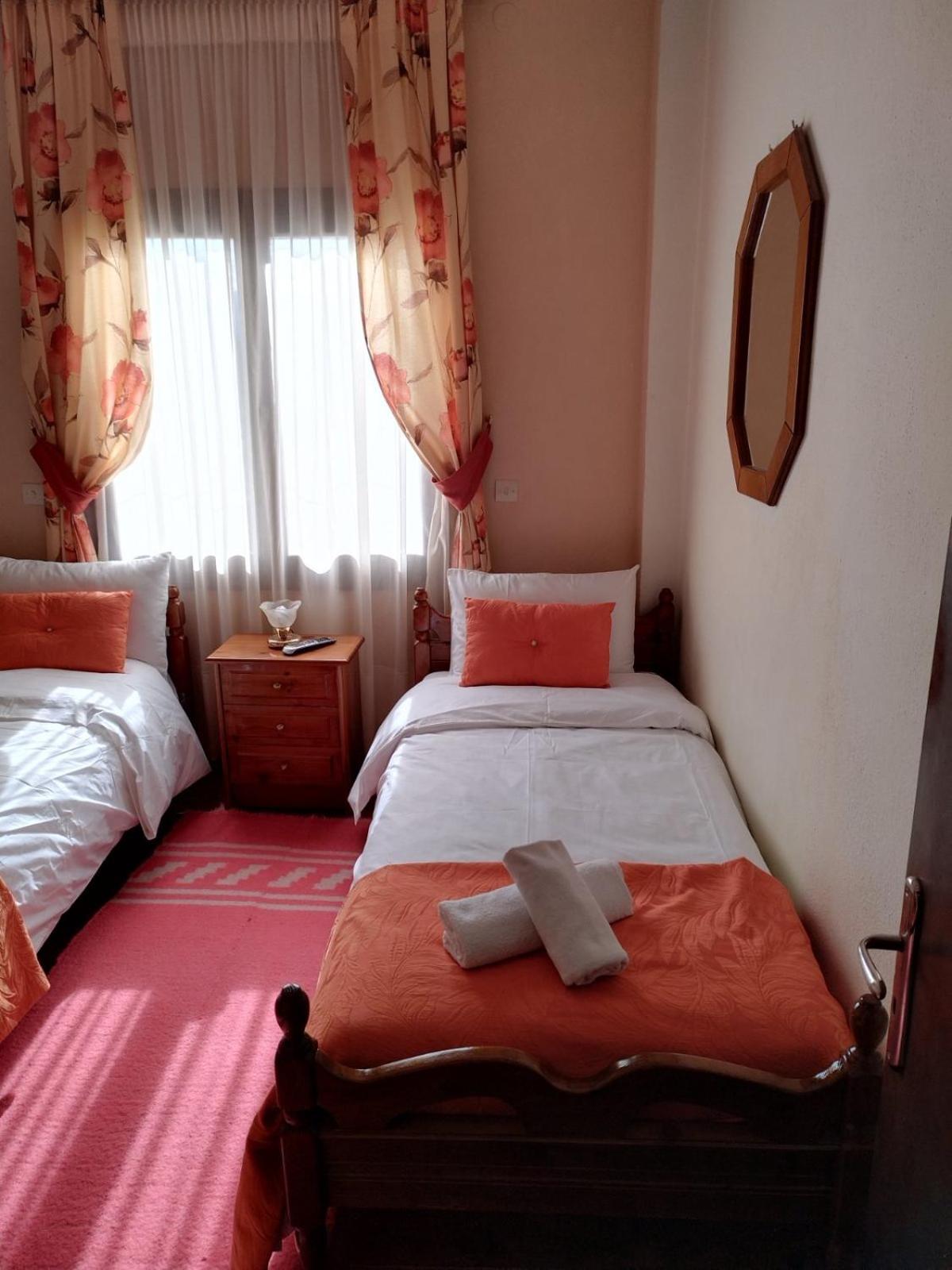 Guest house Mprizis *