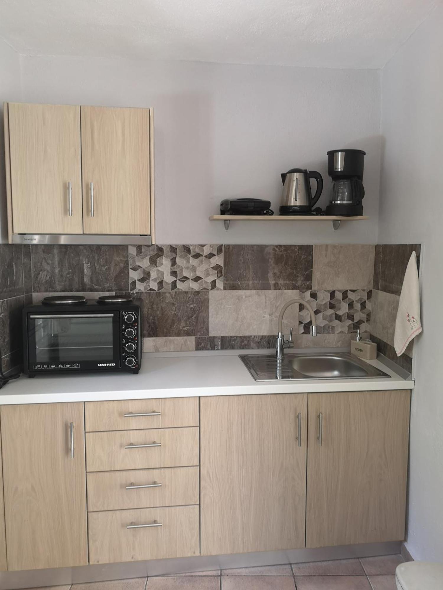 Venice Deluxe Apartment Pefkari