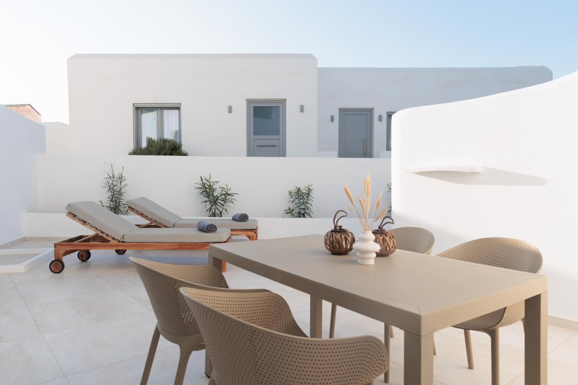 Seanfinity Beachfront Apartment