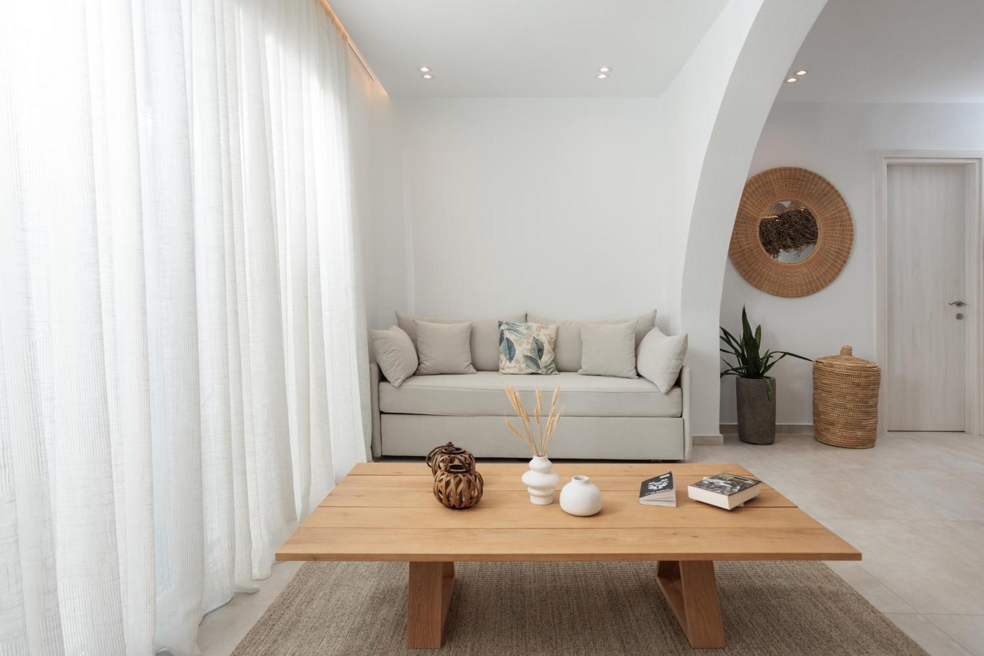 Seanfinity Beachfront Apartment Mikri Vigla