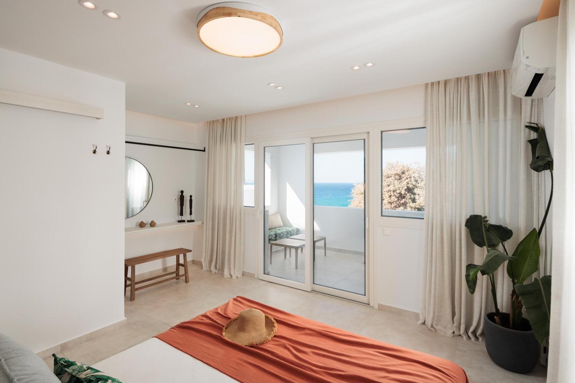 Seanfinity Beachfront Apartment