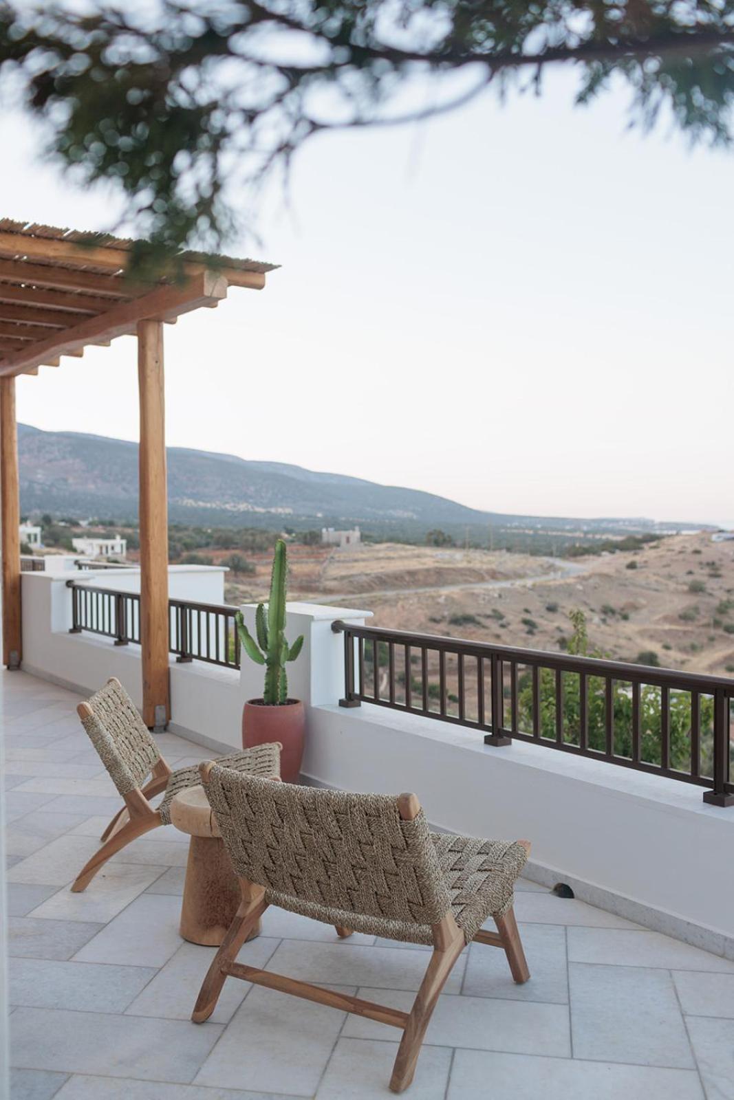 Evdokia - Luxury Olive Yard With Aegean View Country house Moutsouna