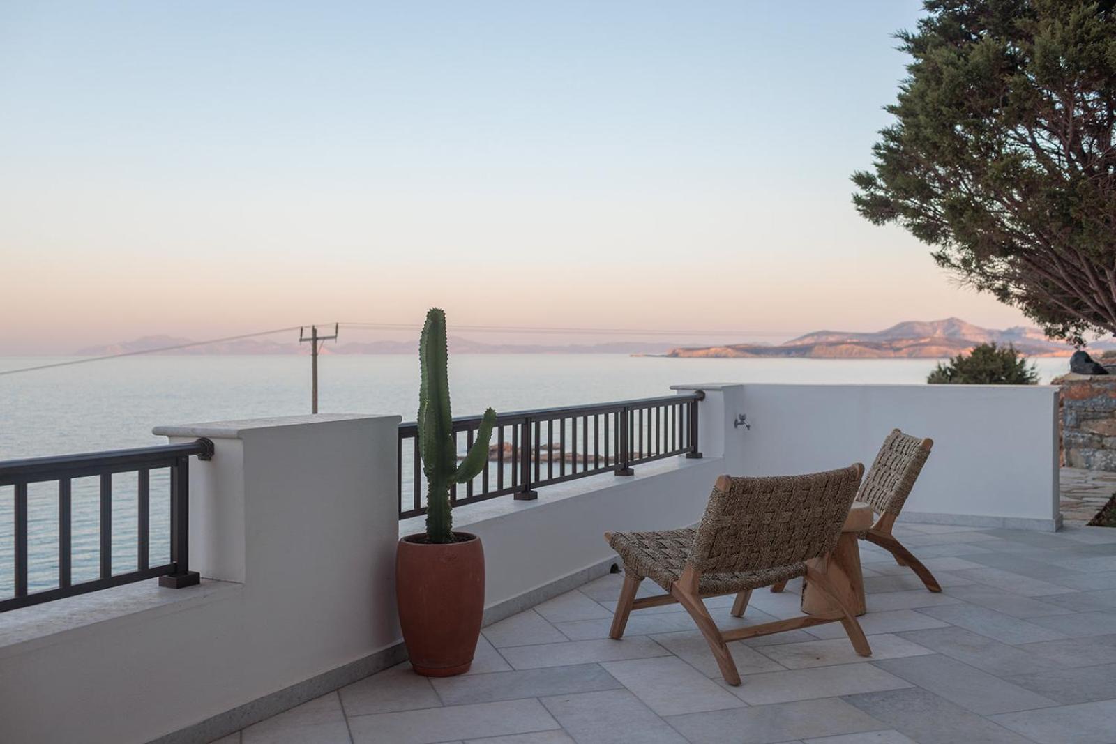 Evdokia - Luxury Olive Yard With Aegean View * Moutsouna