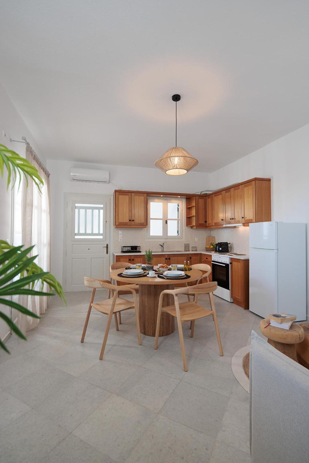 Evdokia - Luxury Olive Yard With Aegean View Country house Moutsouna