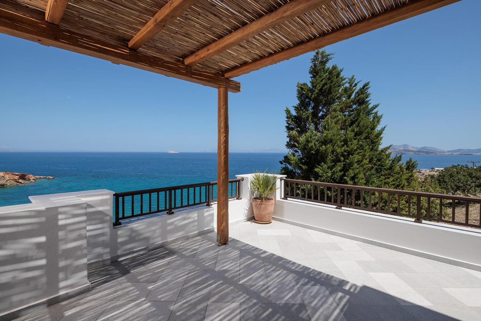 Evdokia - Luxury Olive Yard With Aegean View Country house Moutsouna