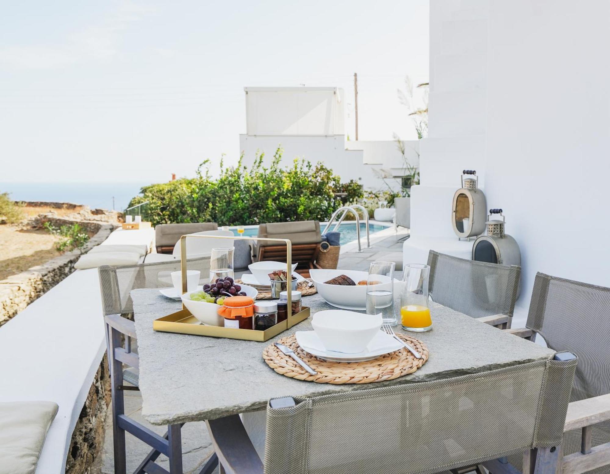 Arades Sifnos With Private Pool *