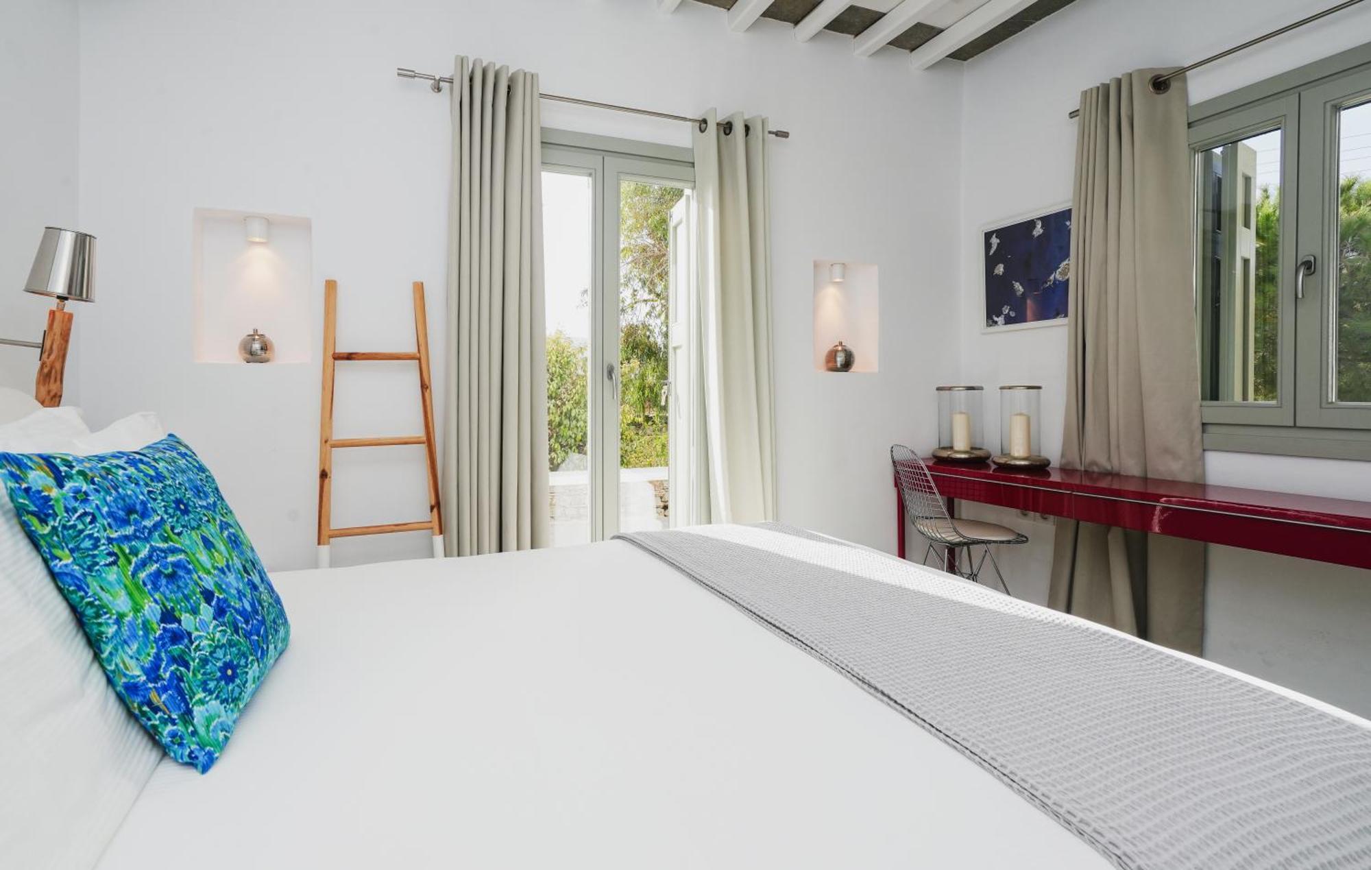 Arades Sifnos With Private Pool *