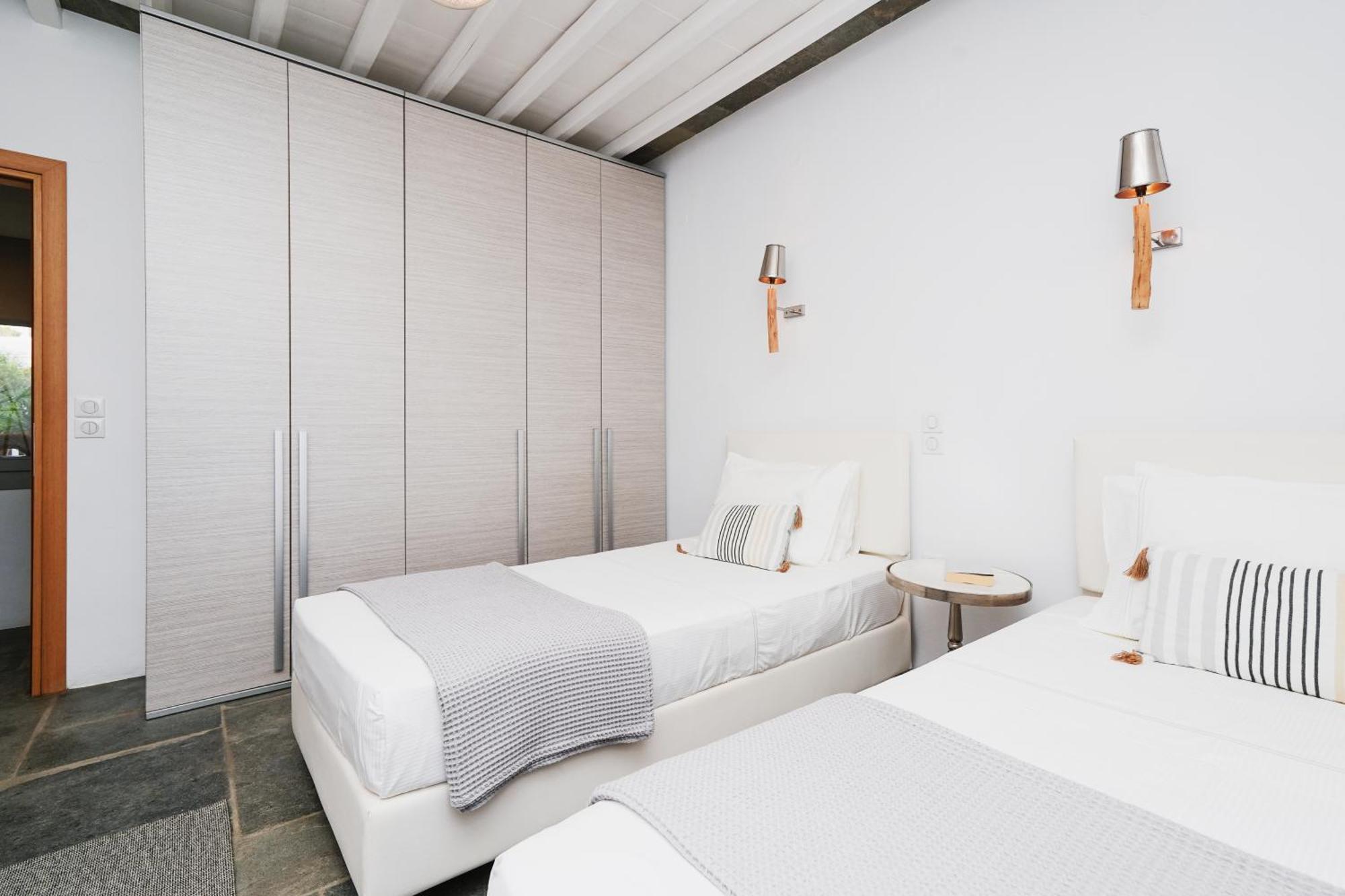 Villa Arades Sifnos With Private Pool
