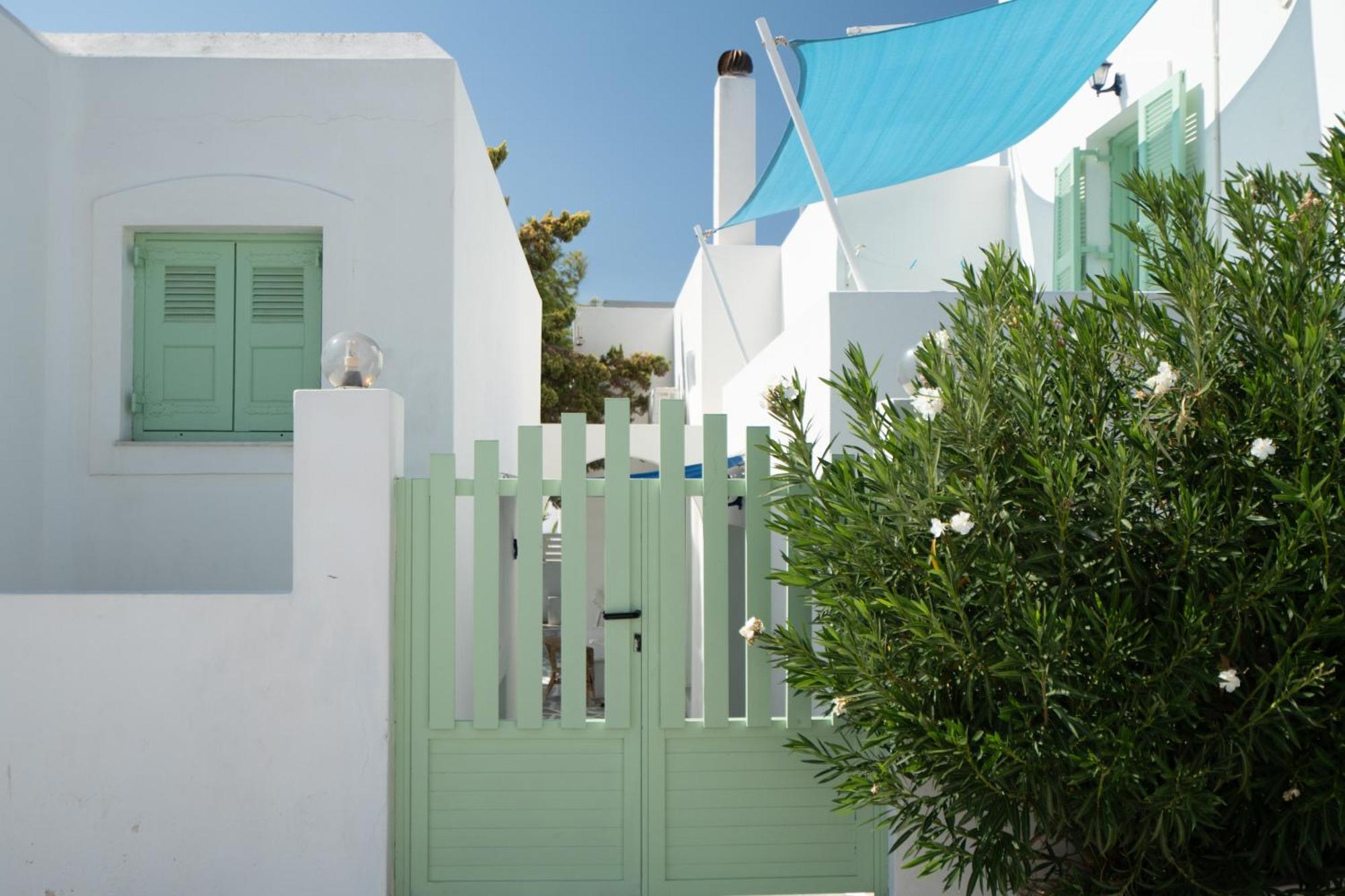 Perseas Aparthotel Naousa (Paros)