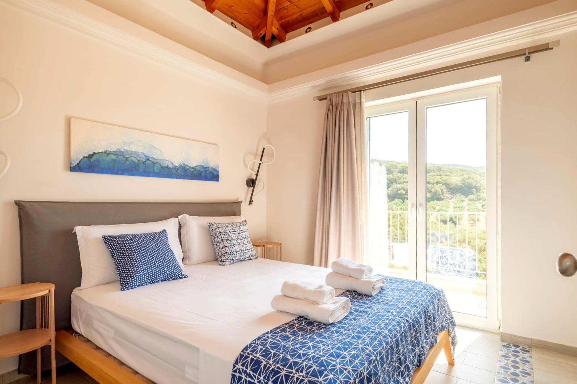 Alma Hills Gialova