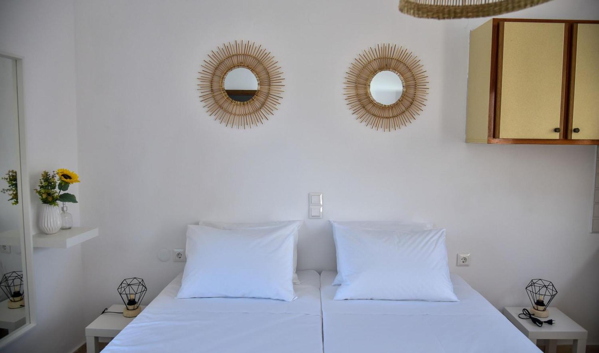Eva & Agia Pelagia (Crete)
