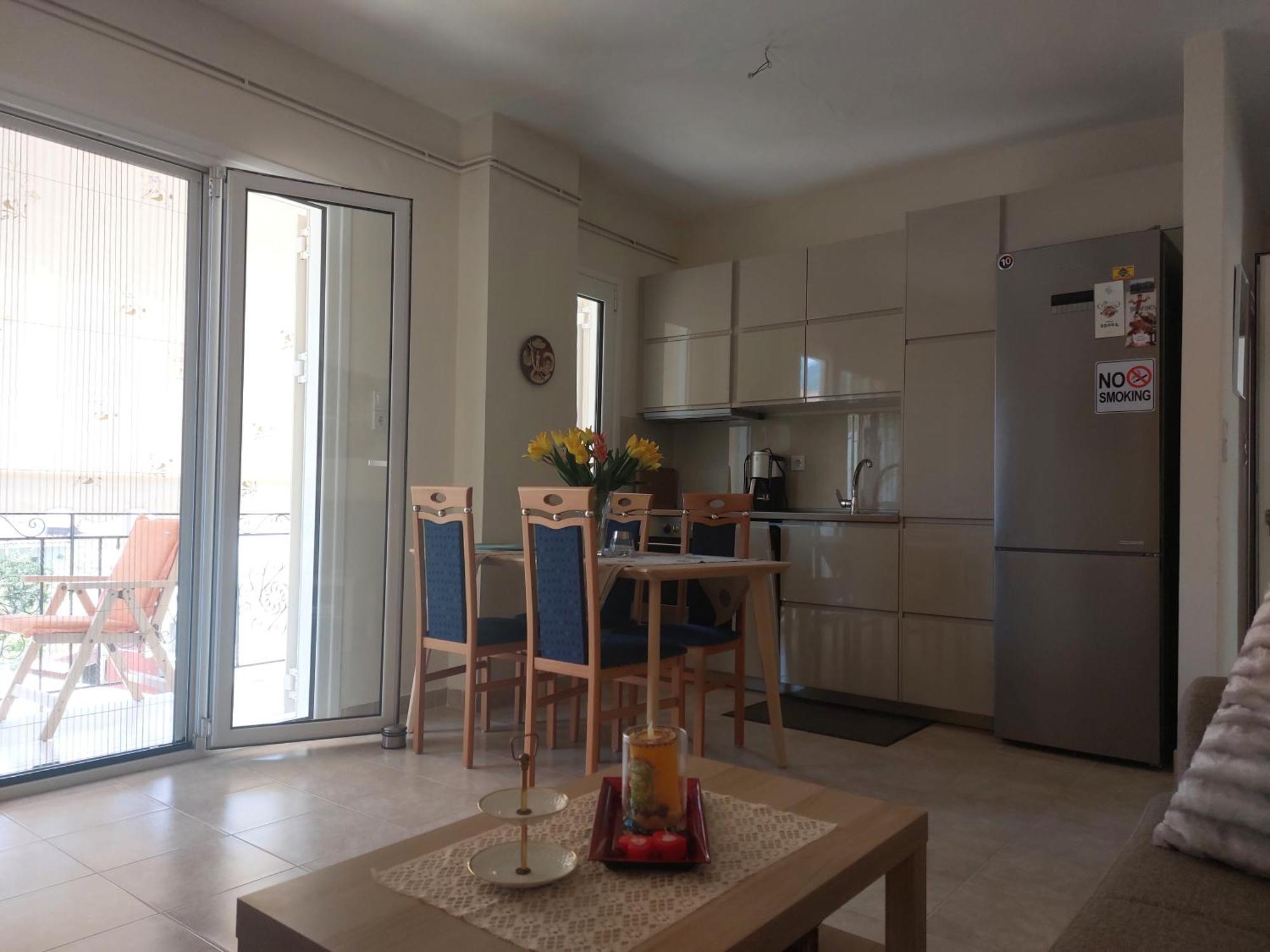 Theos Apartment