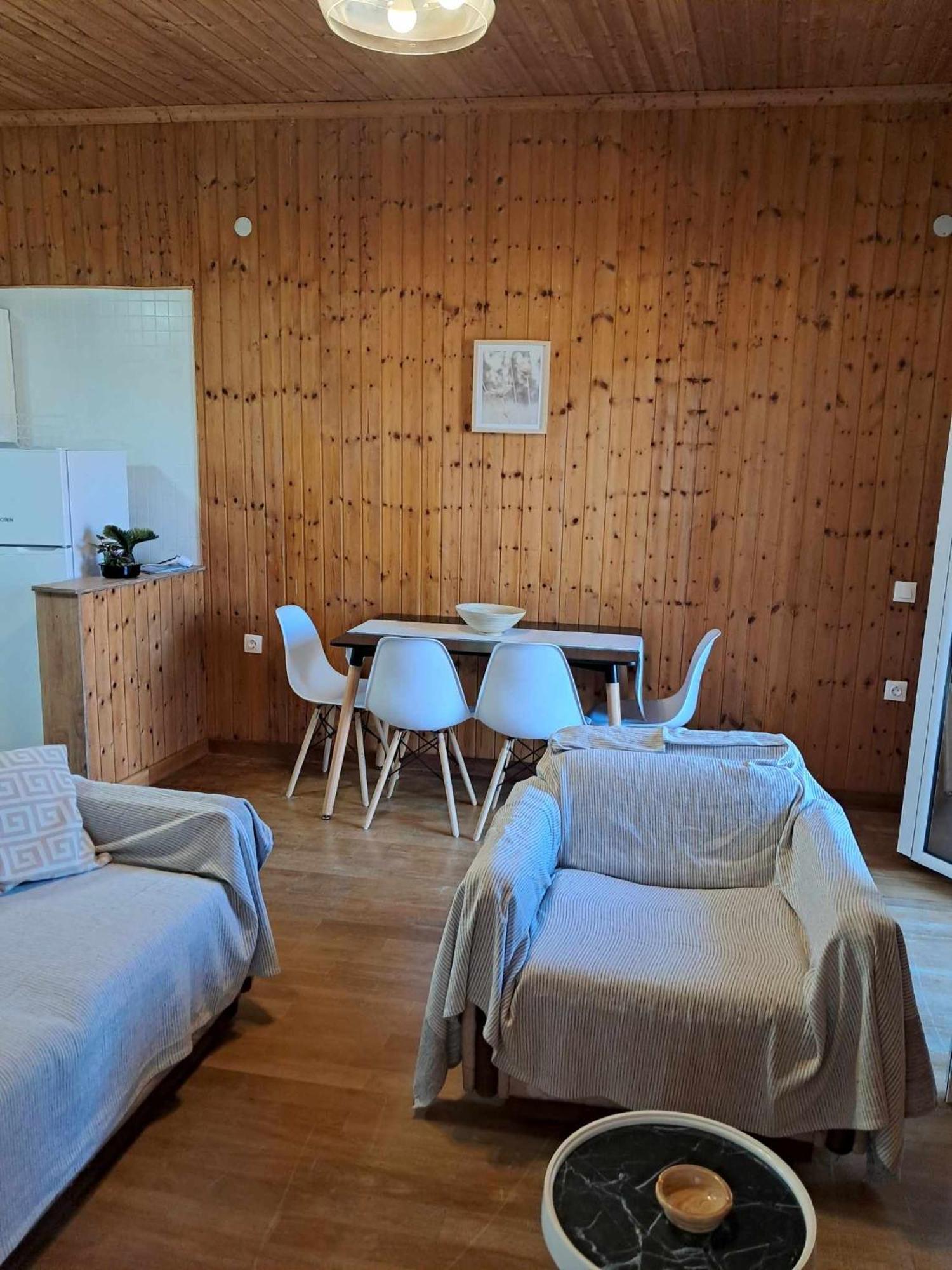 Apartment Kostas House *