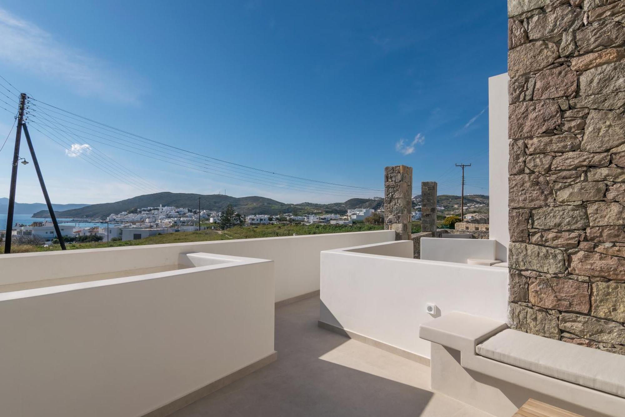 Afroessa Milos Hotel *