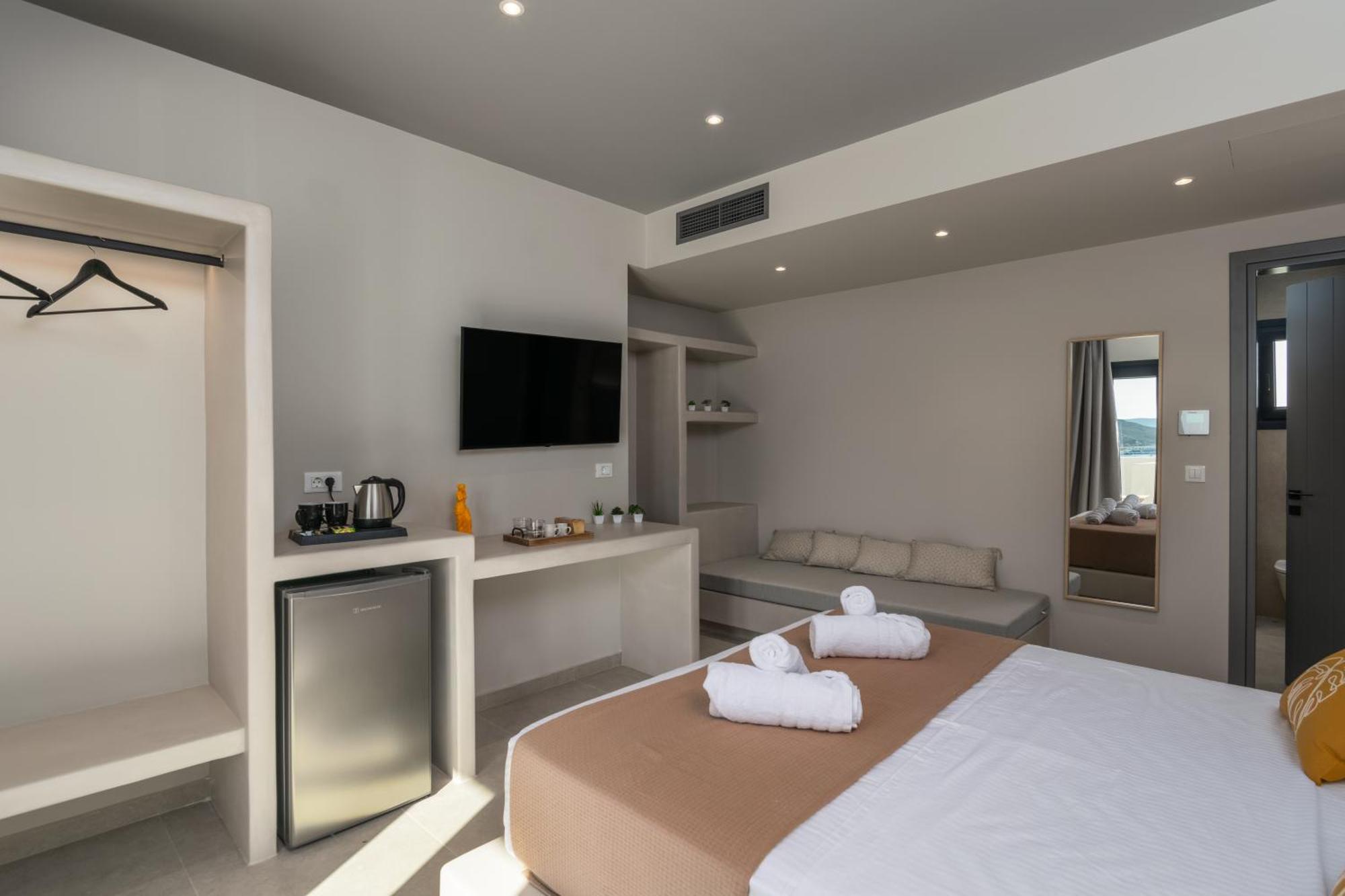Hotel Afroessa Milos *