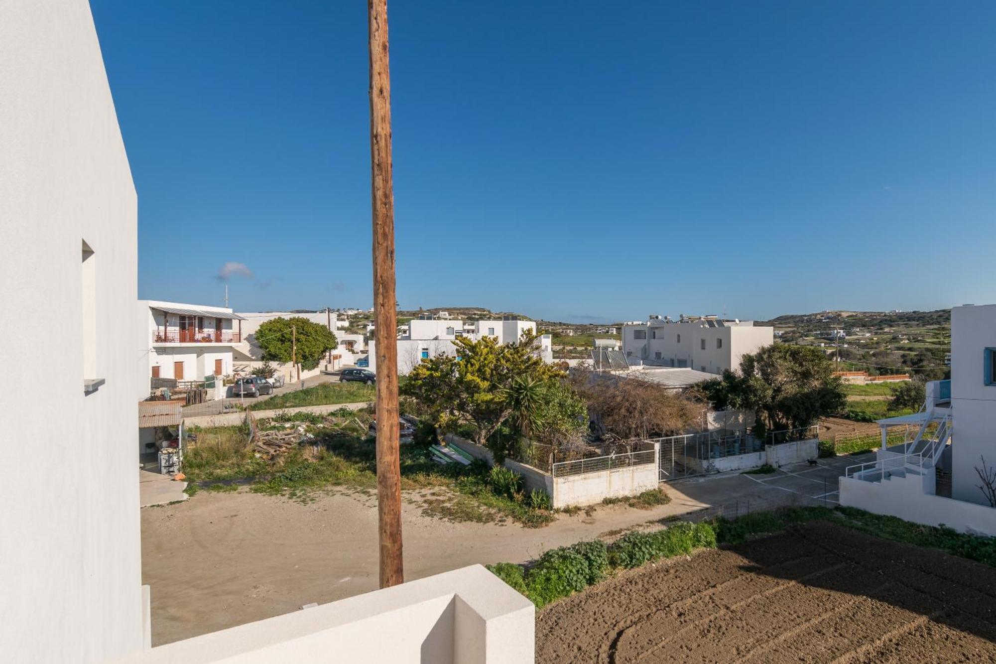 Afroessa Milos Hotel *