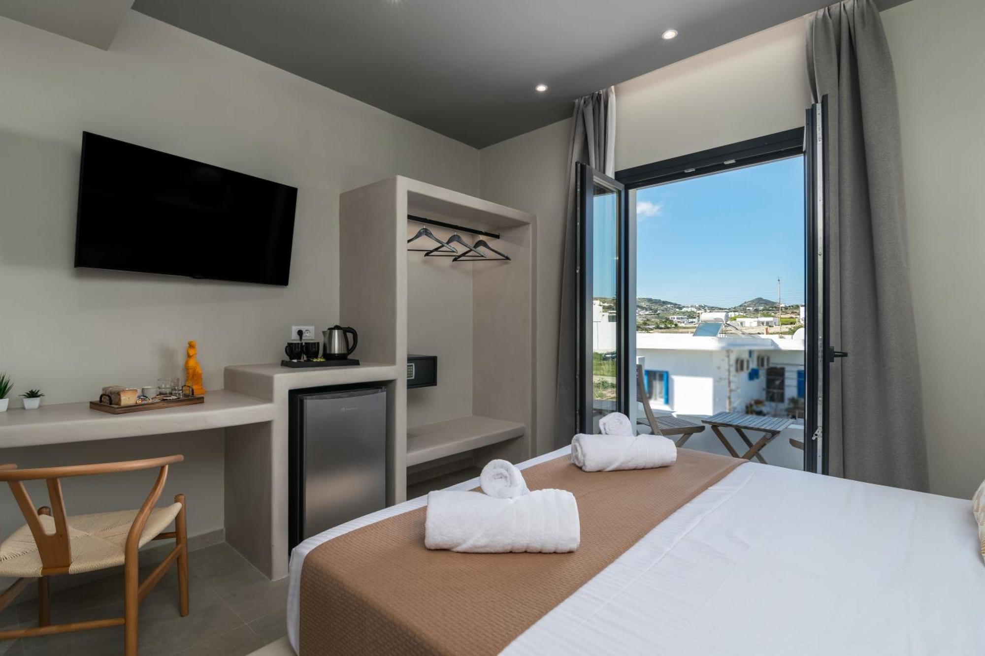 Afroessa Milos Hotel *