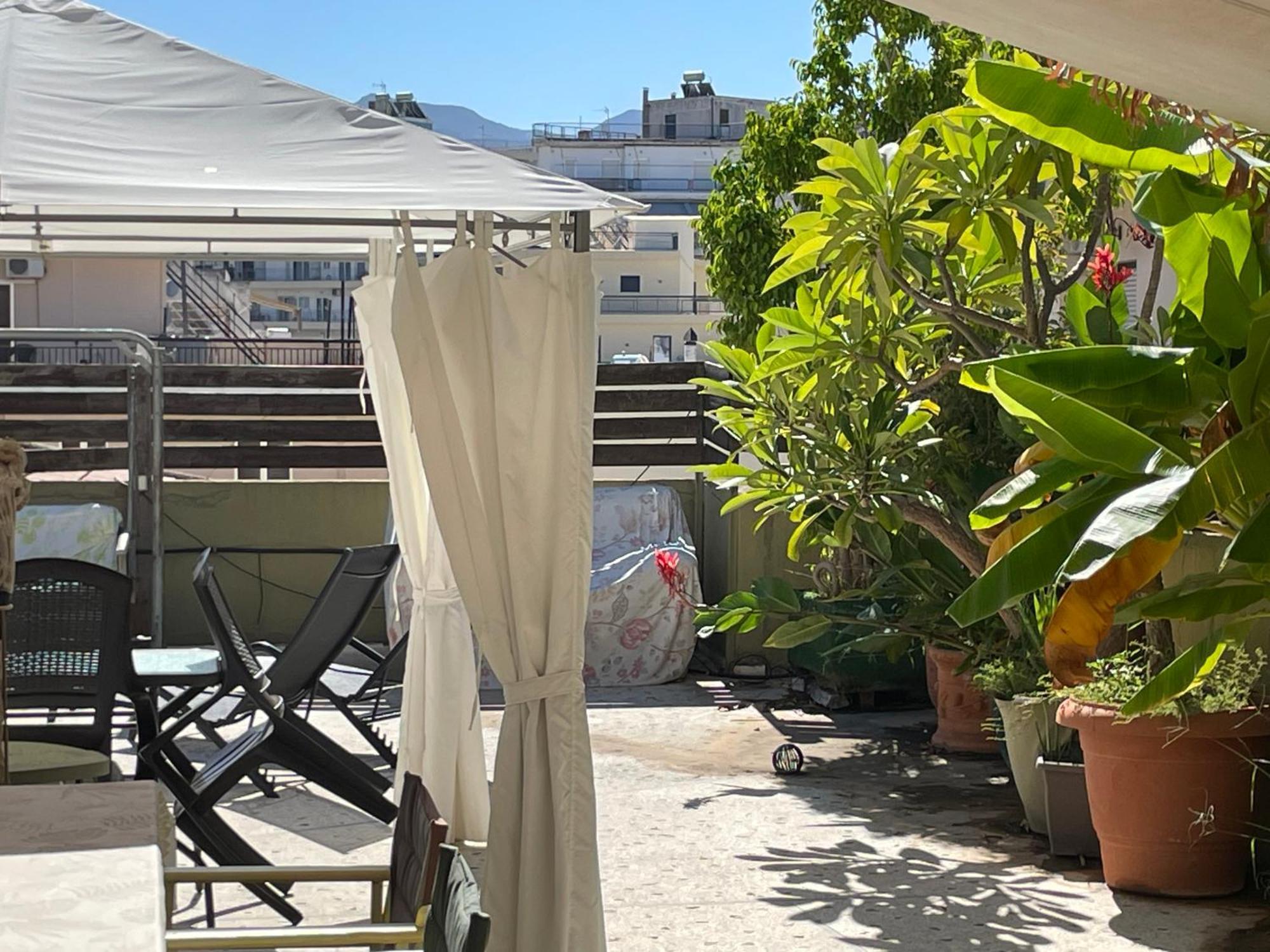 Luxury-elegant In The Heart Of Patras​ Apartment *