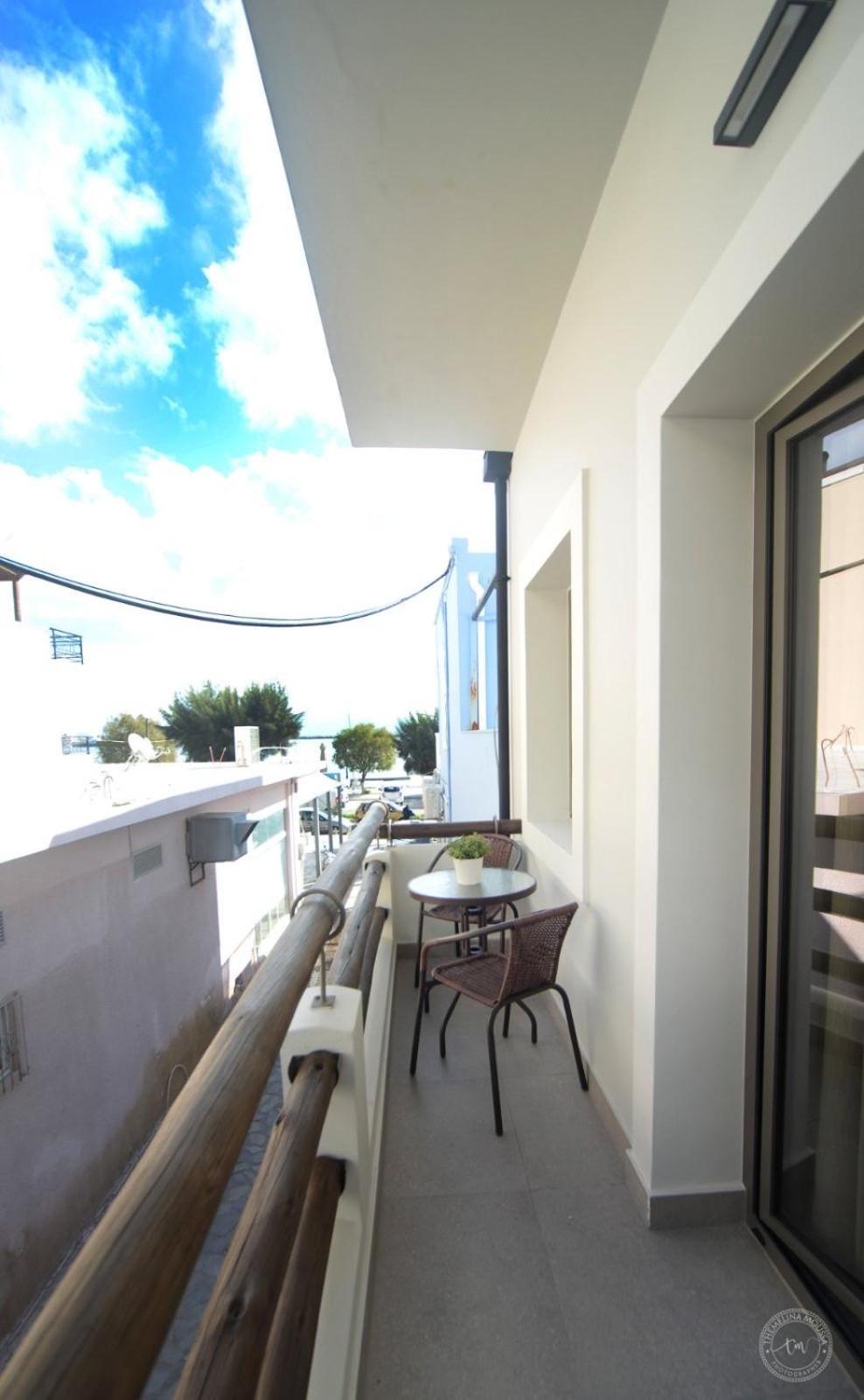 Apartment το στενάκι *