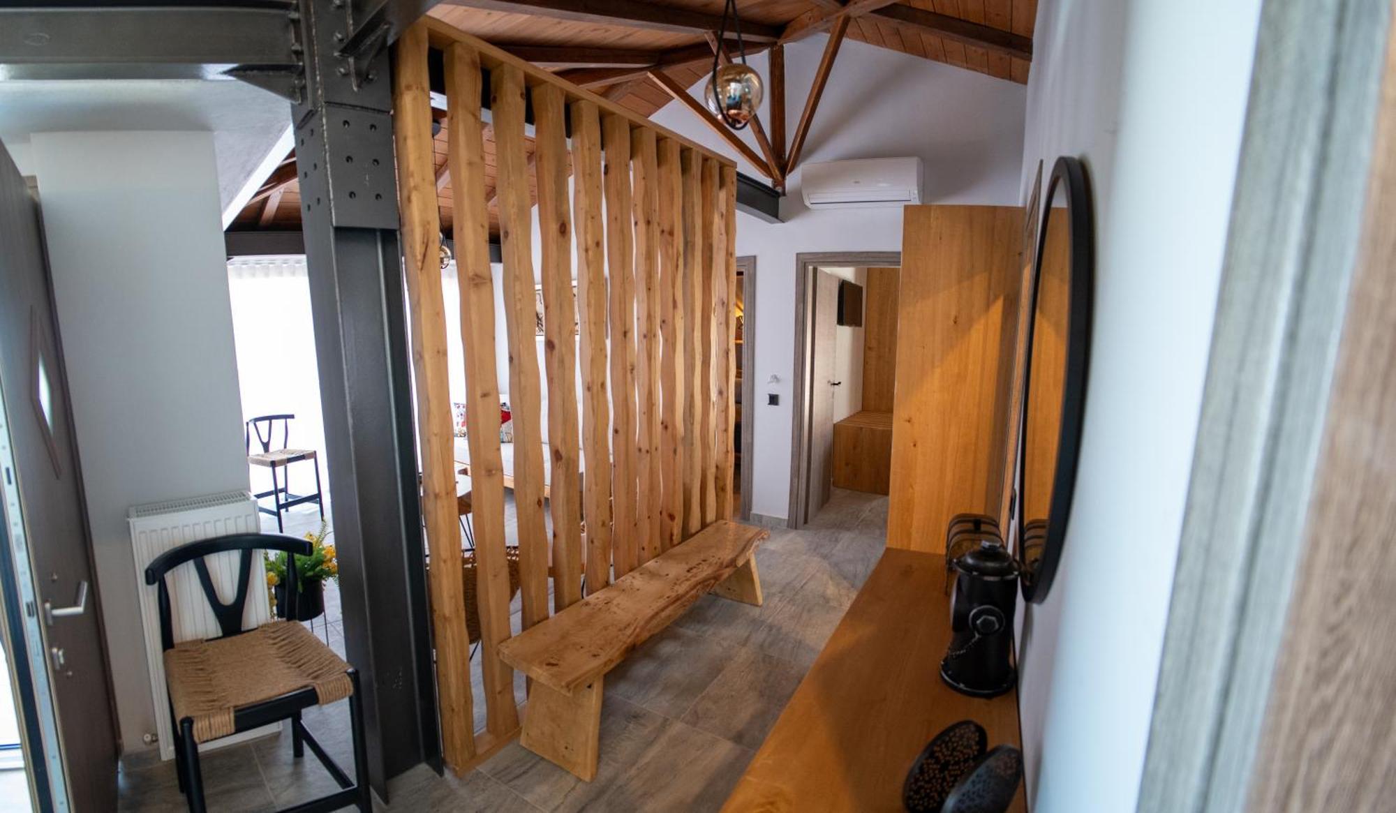 Argus By Alexandros Apartment