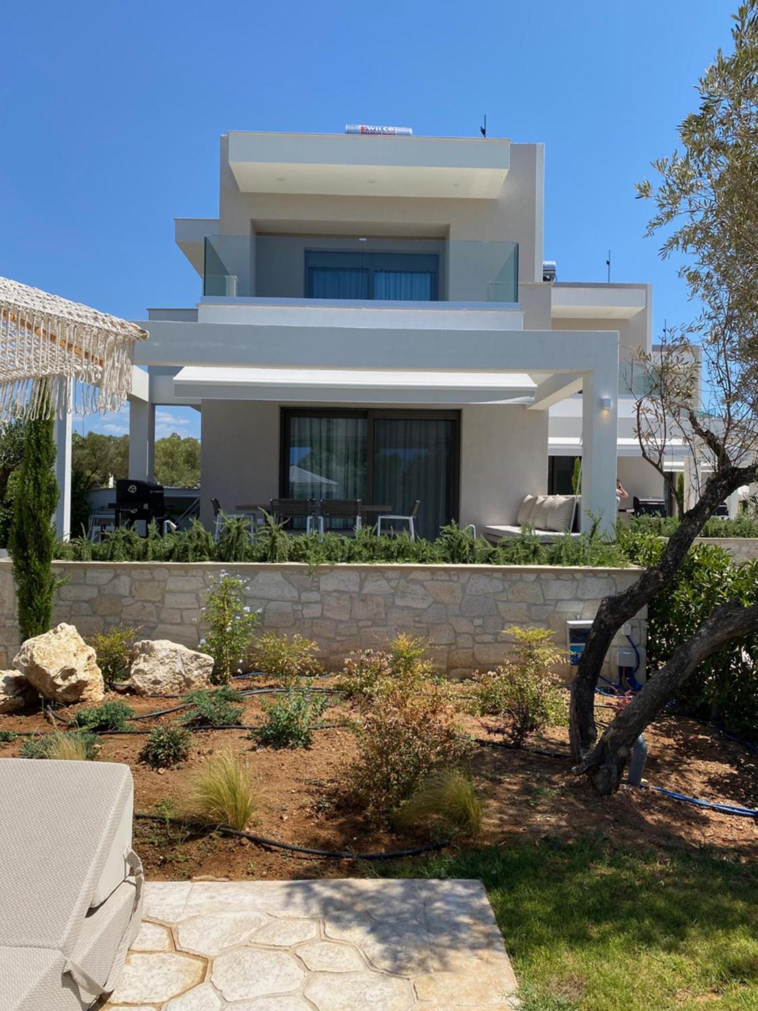 Elia Mare Luxury Holiday home *