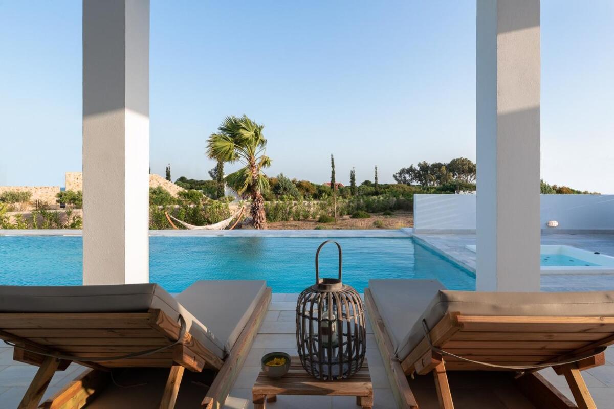 Seacalm Villa *