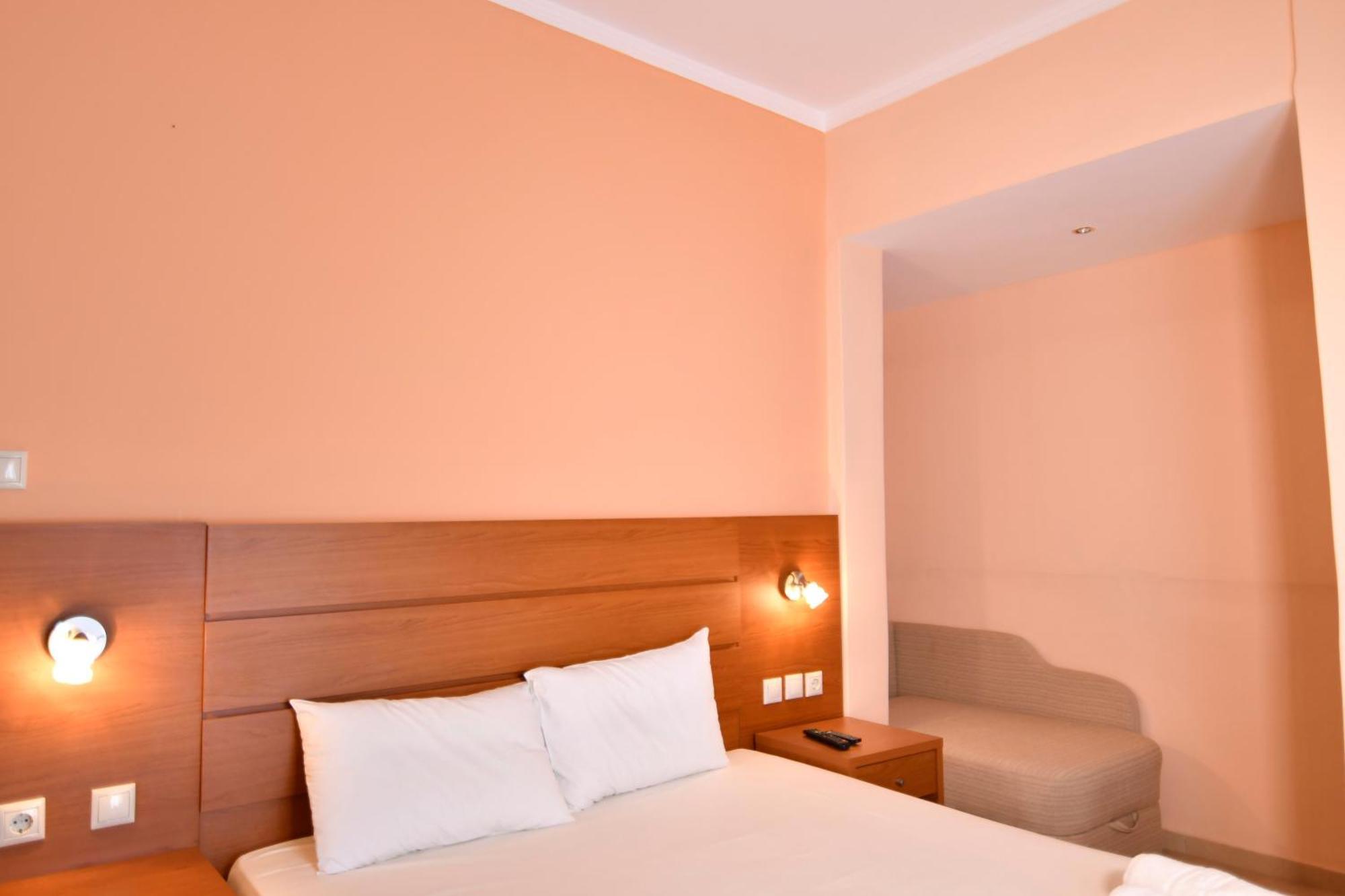 Aparthotel Aggelos *