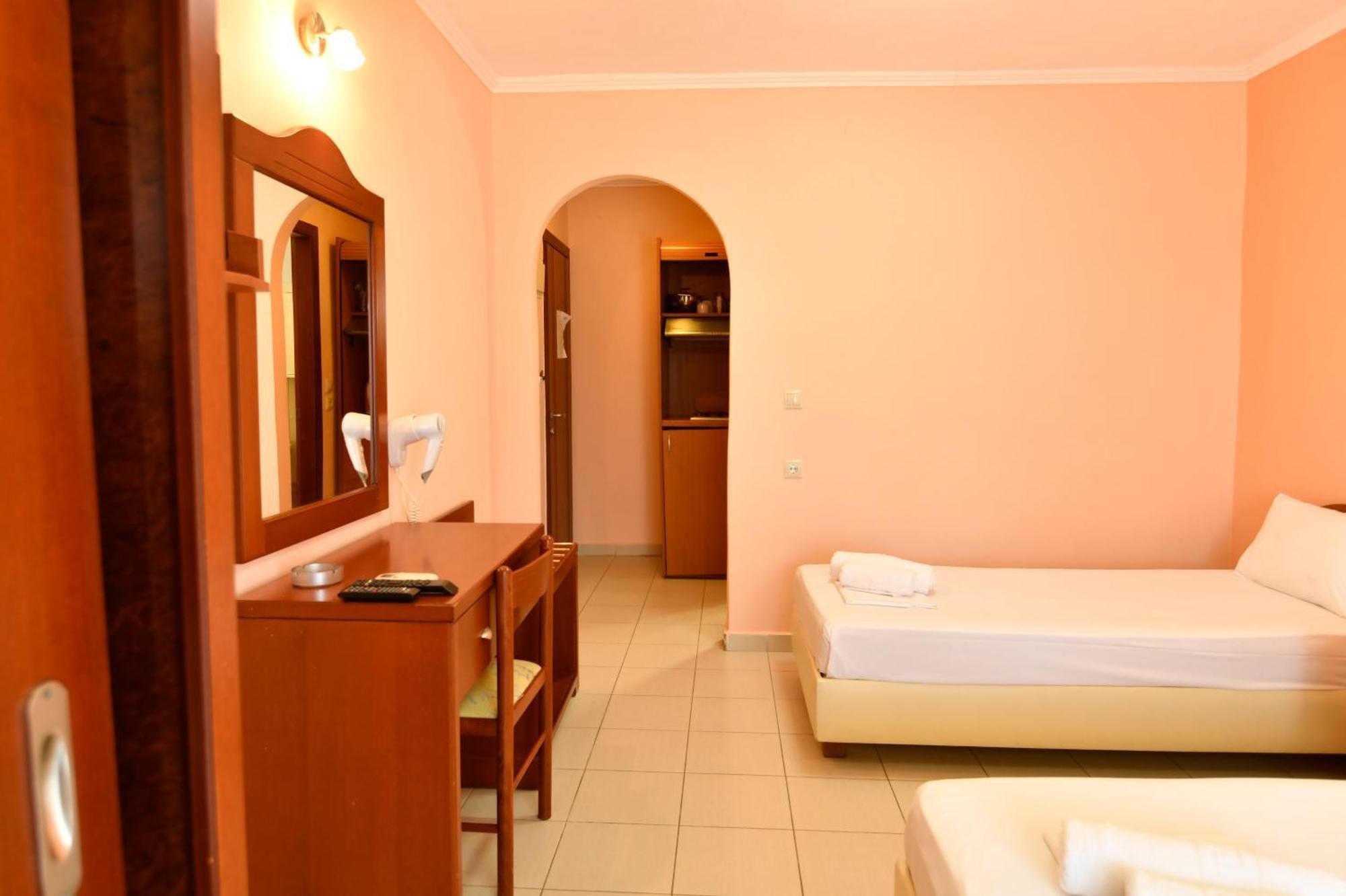 Aggelos Aparthotel