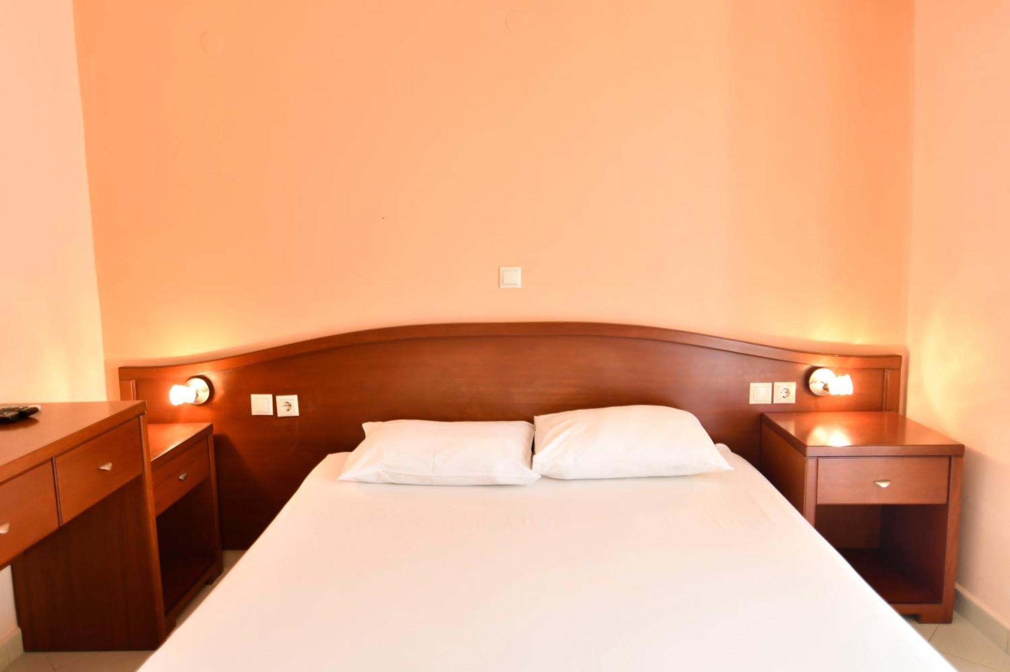 Aparthotel Aggelos *